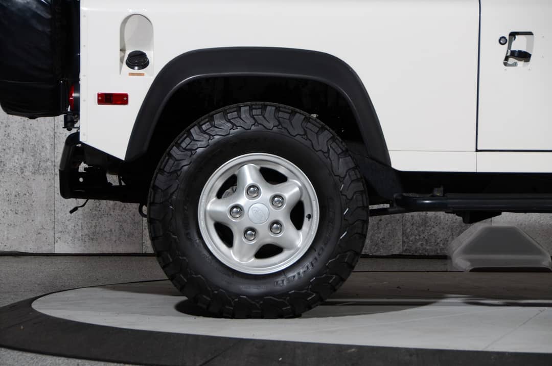 1997 Land Rover Defender 90 — photo 22