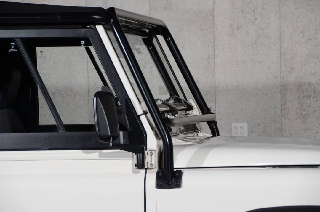 1997 Land Rover Defender 90 — photo 26