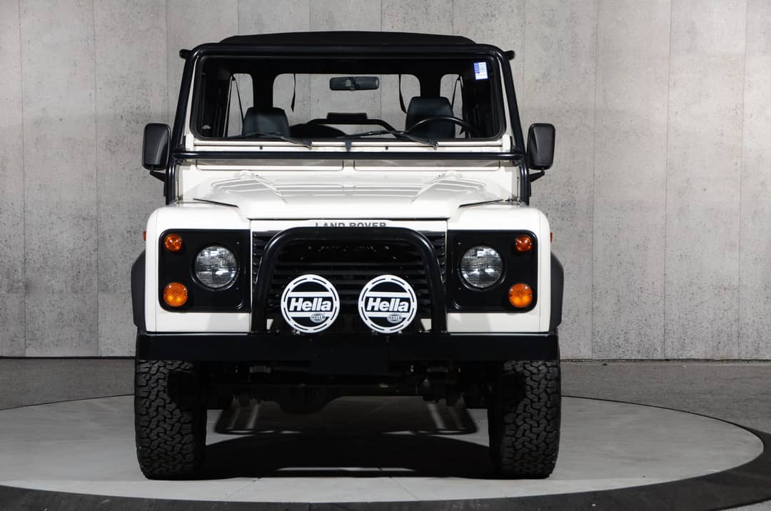 1997 Land Rover Defender 90 — photo 5