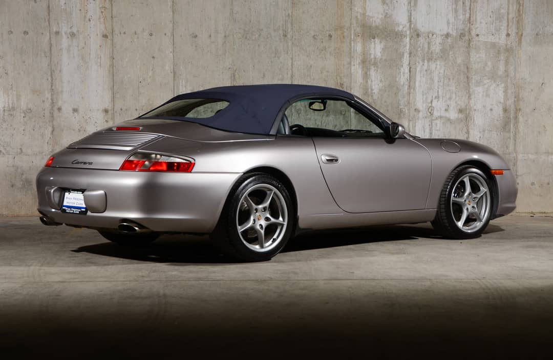 2002 Porsche 911 Carrera — photo 18
