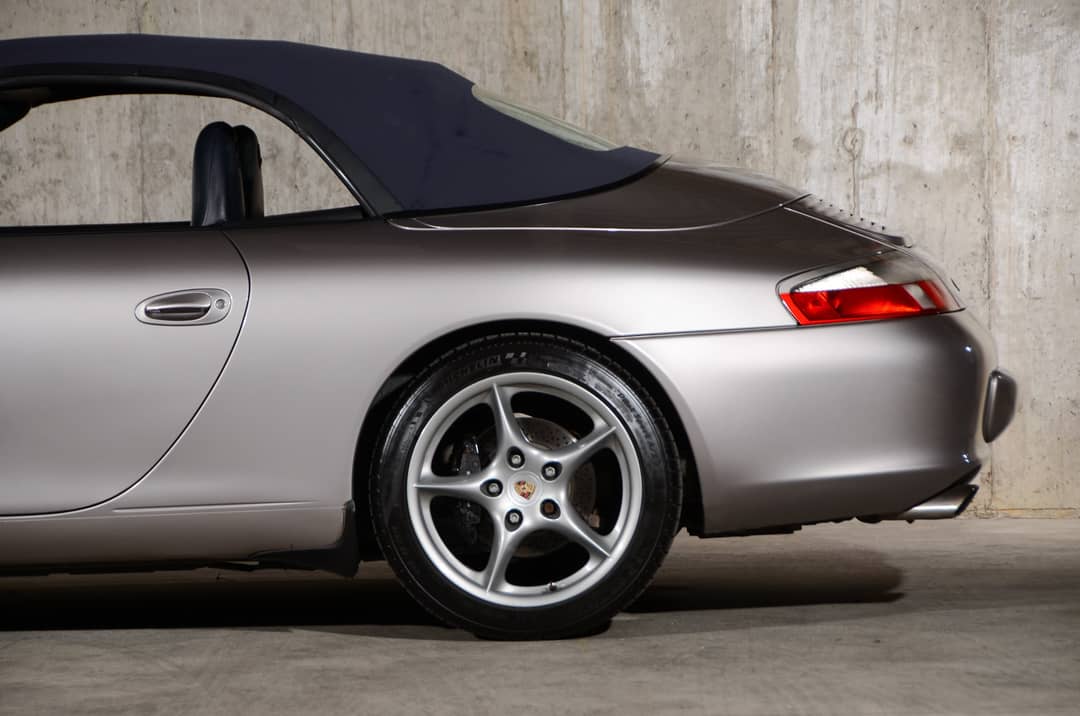 2002 Porsche 911 Carrera — photo 23