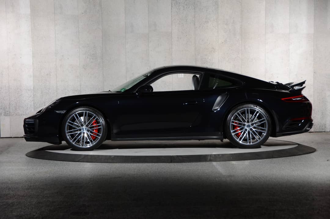 2018 Porsche 911 Turbo — photo 7