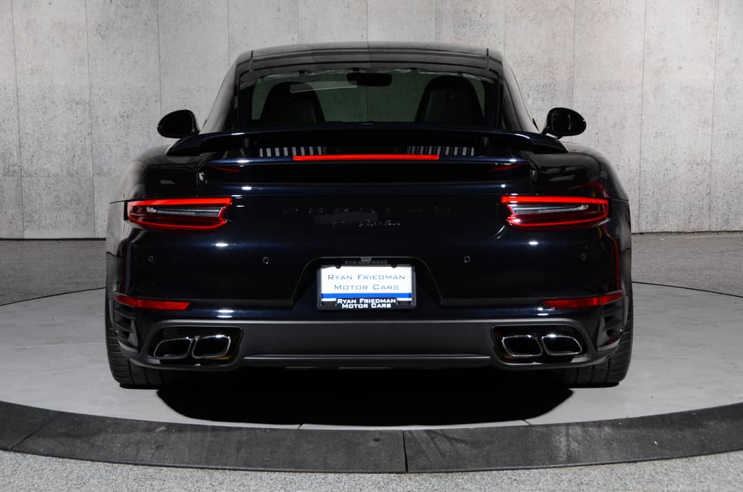 2018 Porsche 911 Turbo — photo 9
