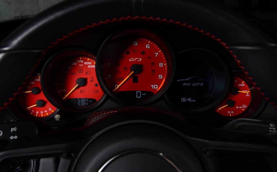 2019 Porsche 911 GT3 — photo 24