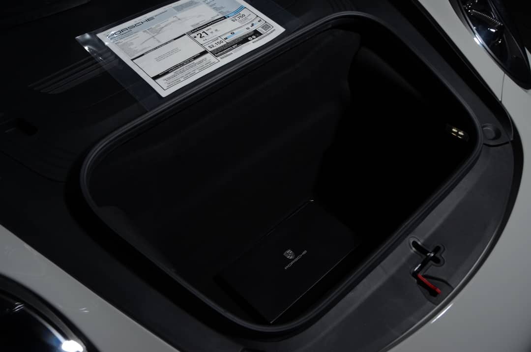 2019 Porsche 911 Carrera GTS — photo 3