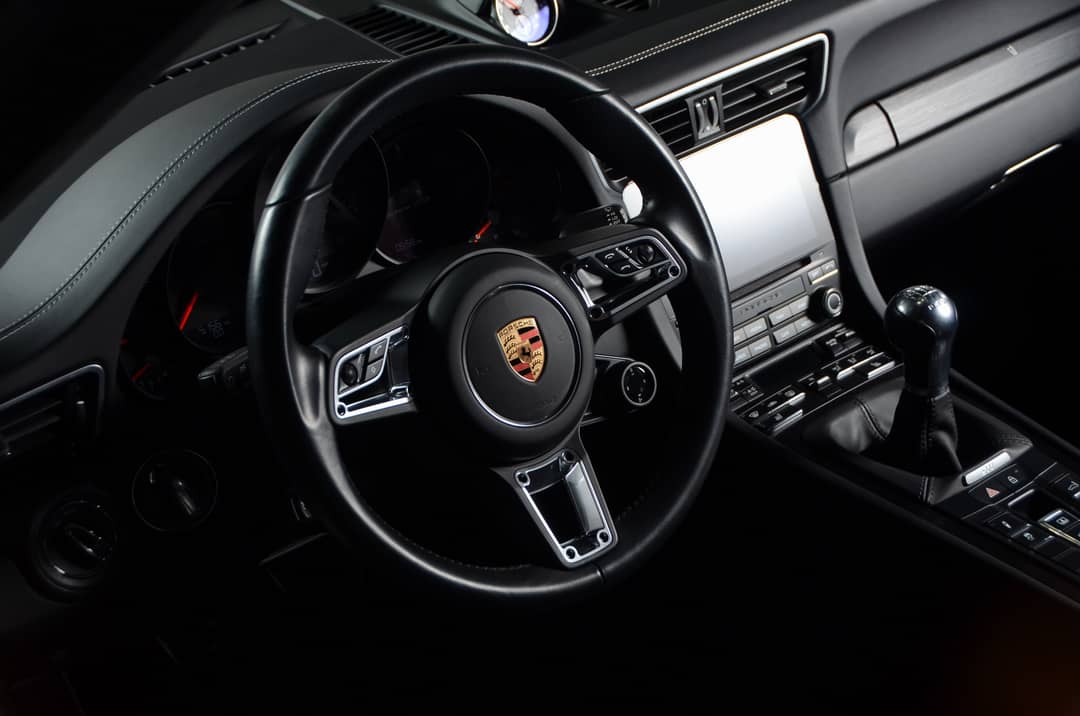 2019 Porsche 911 Carrera GTS — photo 25