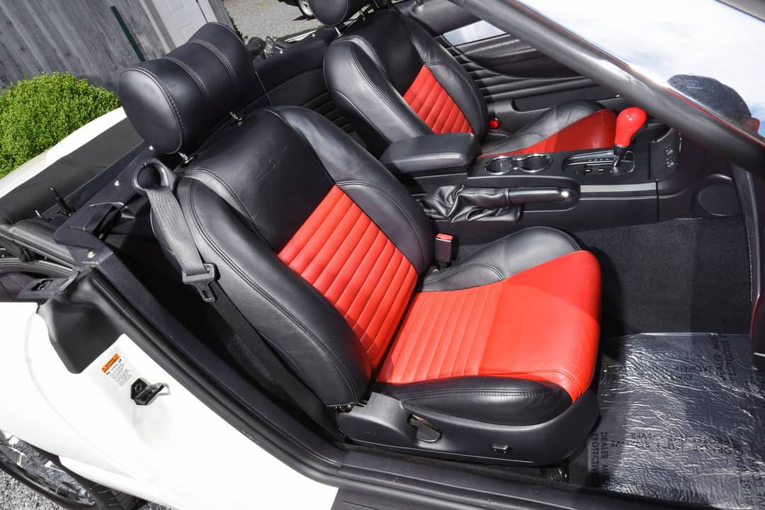 2003 Ford Thunderbird — photo 37