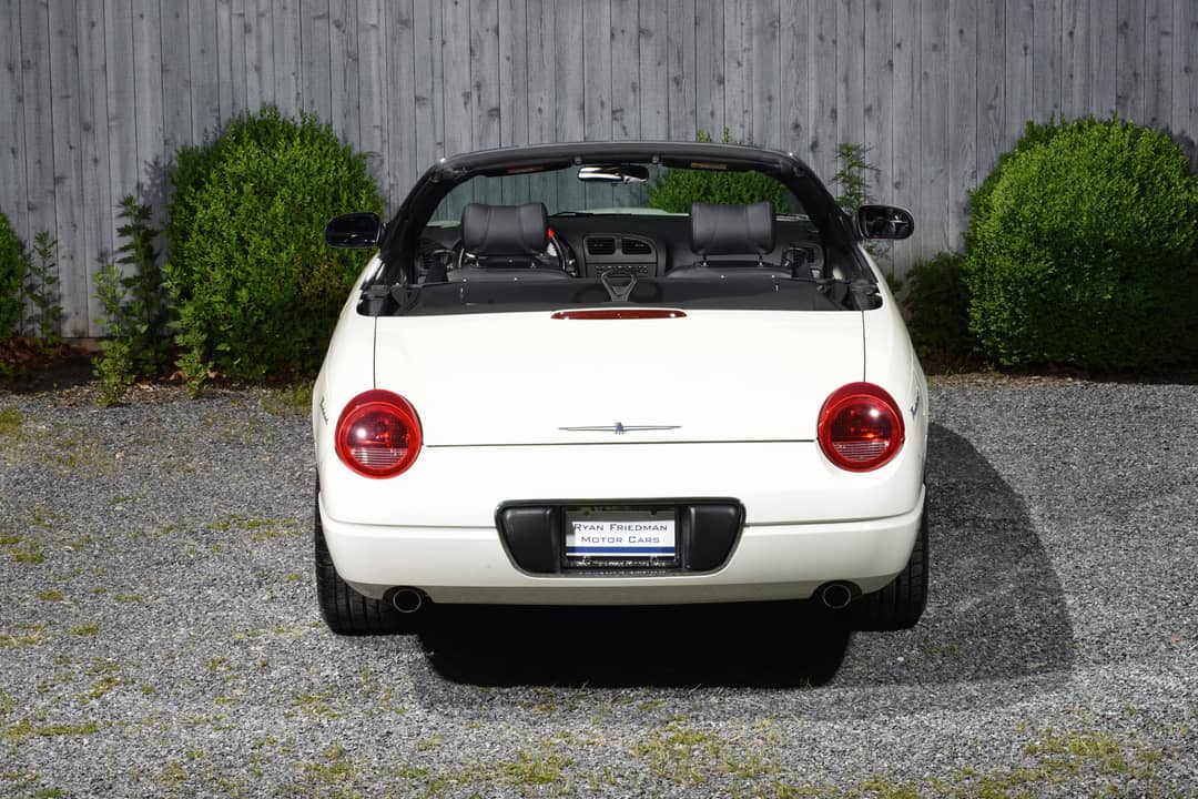 2003 Ford Thunderbird — photo 9