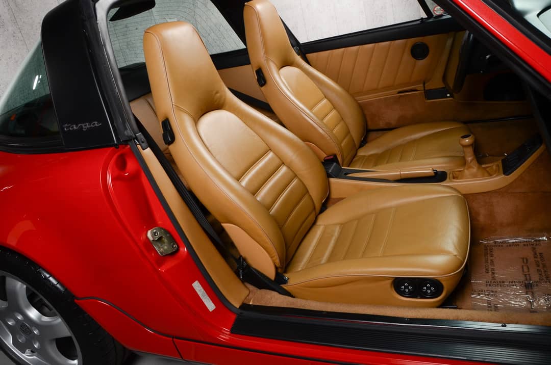 1990 Porsche 911 Carrera 4 Targa — photo 32