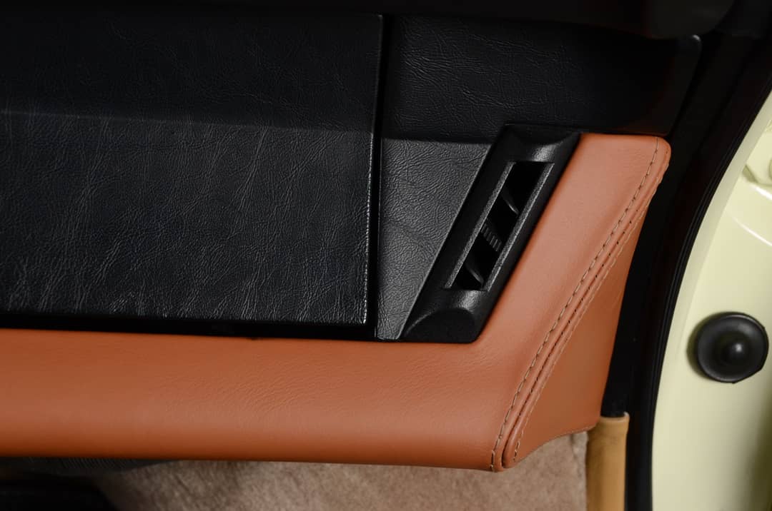 1984 Porsche 911 Carrera Coupe — photo 22