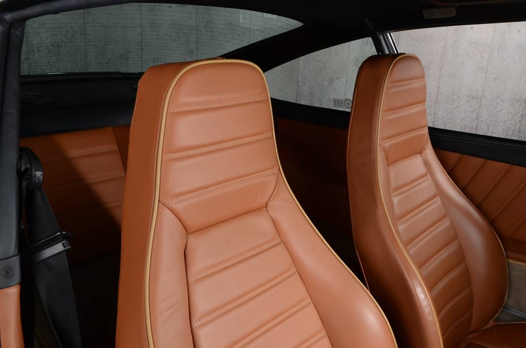 1984 Porsche 911 Carrera Coupe — photo 29