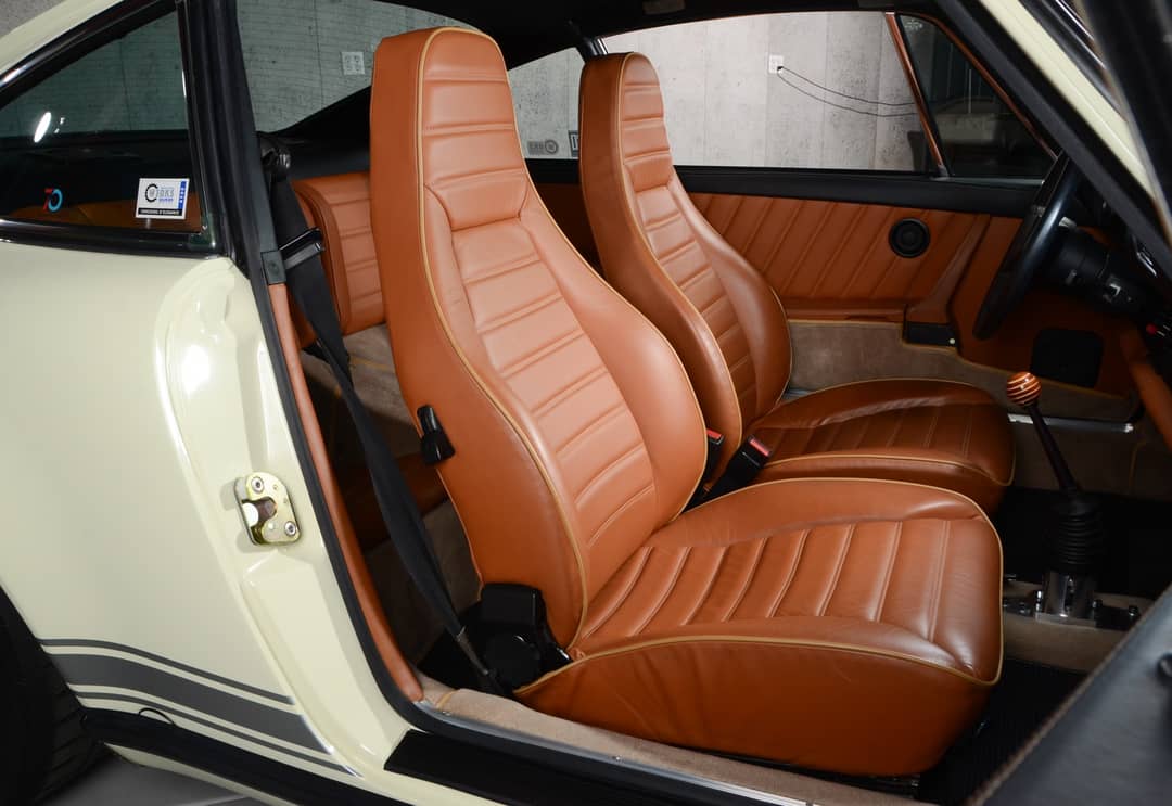 1984 Porsche 911 Carrera Coupe — photo 32