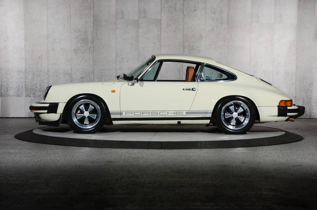 1984 Porsche 911 Carrera Coupe — photo 5