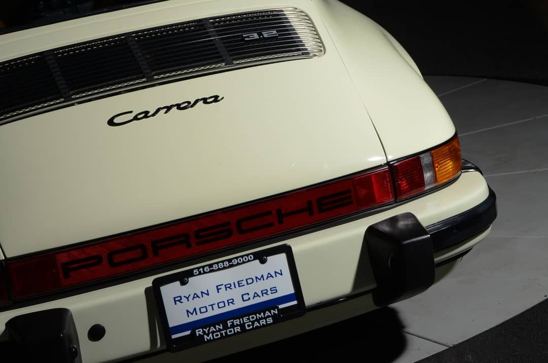 1984 Porsche 911 Carrera Coupe — photo 7