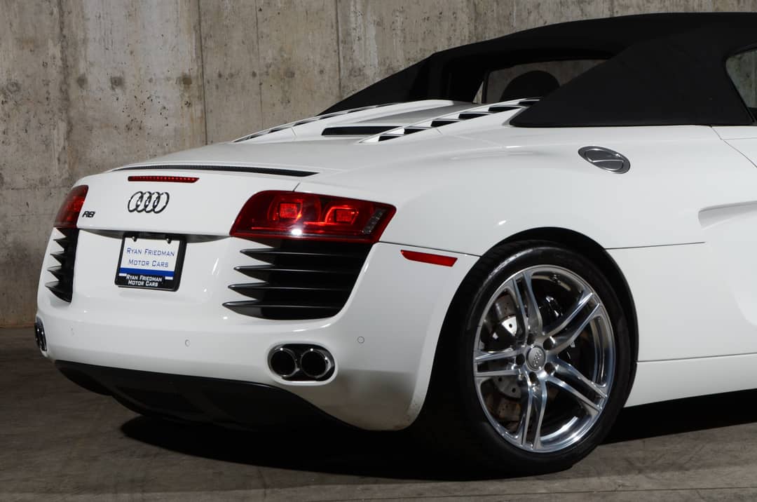 2012 Audi R8 4.2 quattro Spyder — photo 12