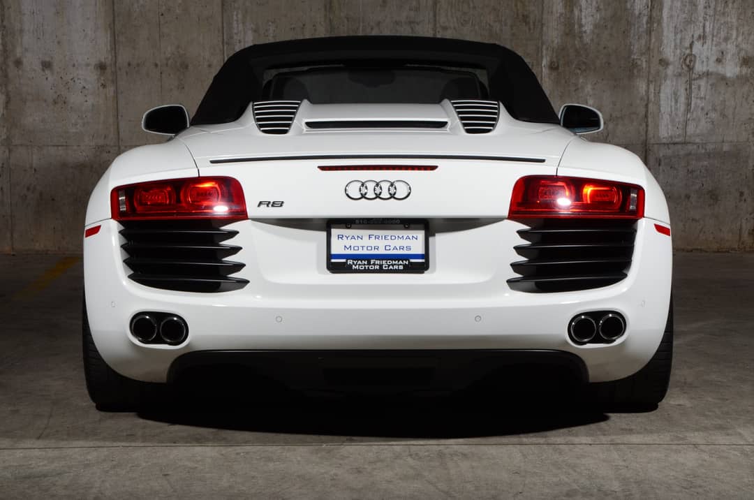 2012 Audi R8 4.2 quattro Spyder — photo 10