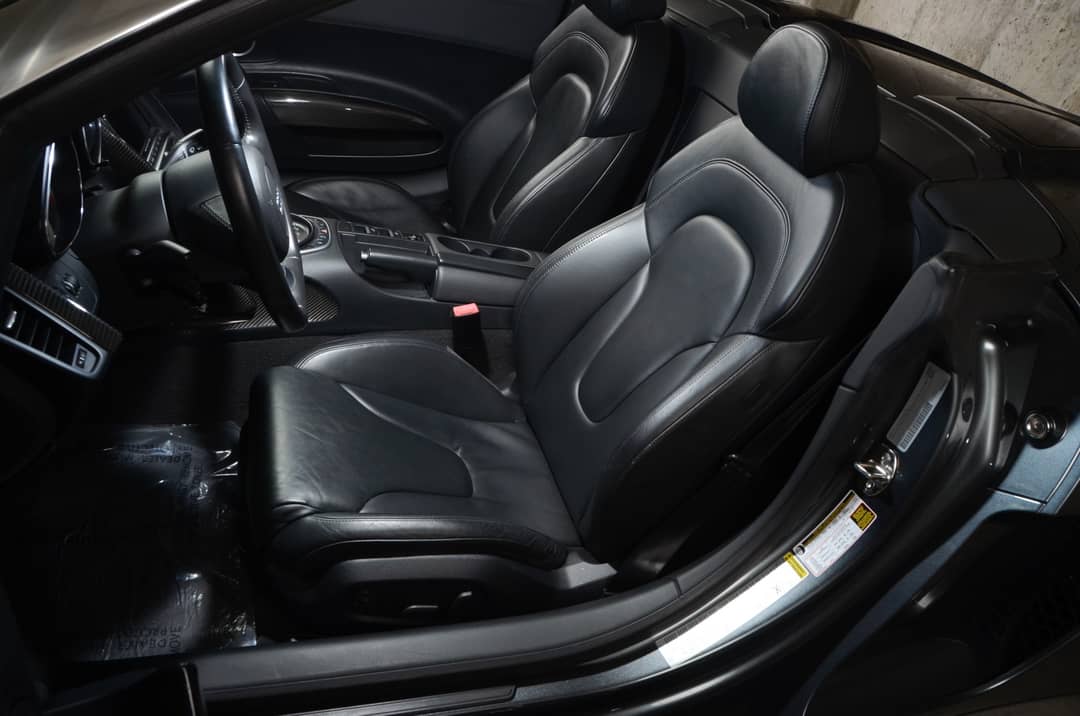 2011 Audi R8 4.2 quattro Spyder — photo 25