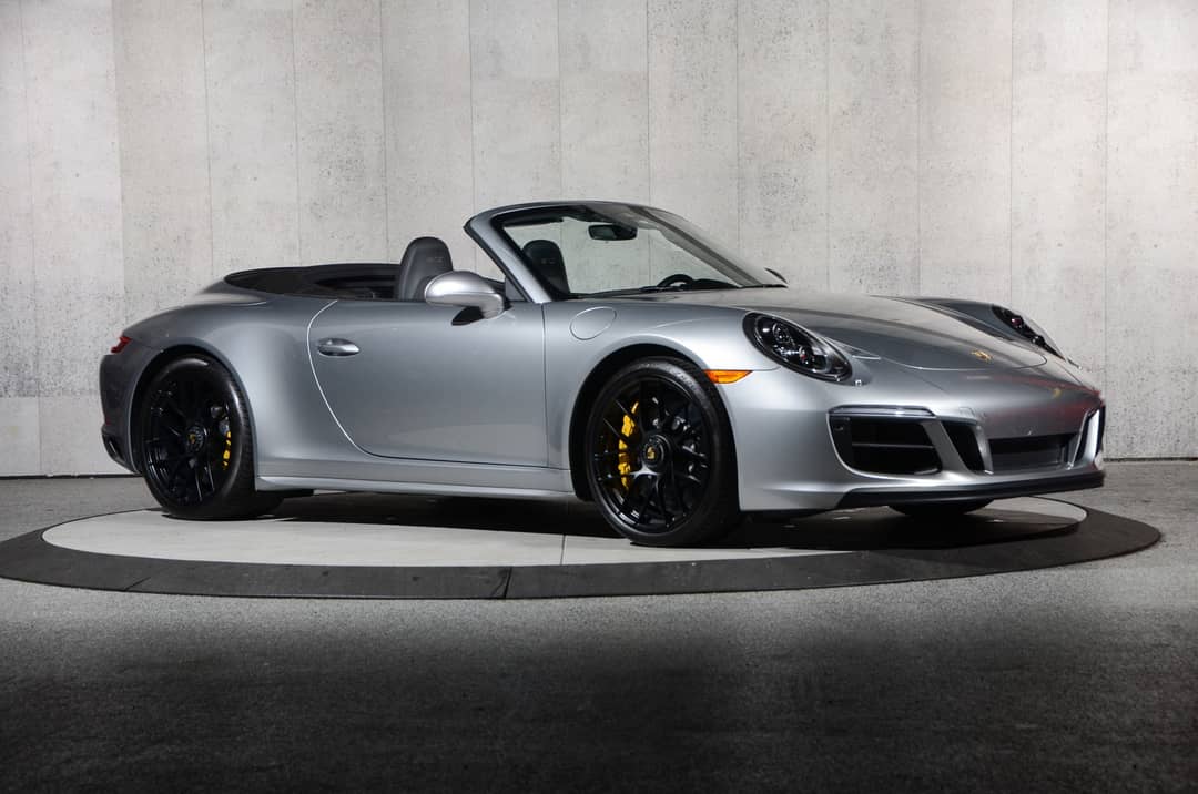 2017 Porsche 911 Carrera 4 GTS — photo 2