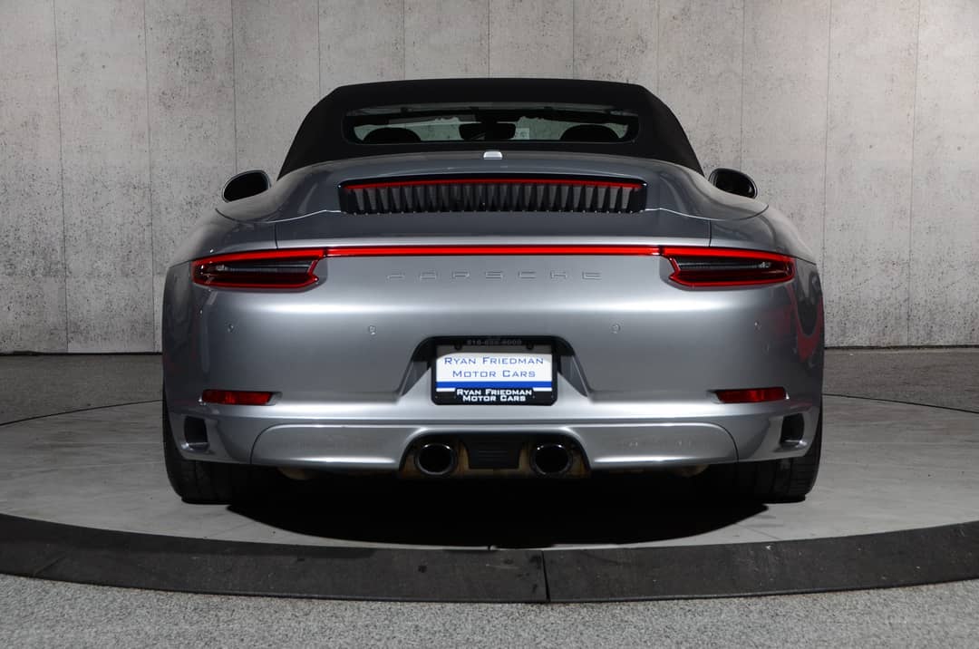 2017 Porsche 911 Carrera 4 GTS — photo 13