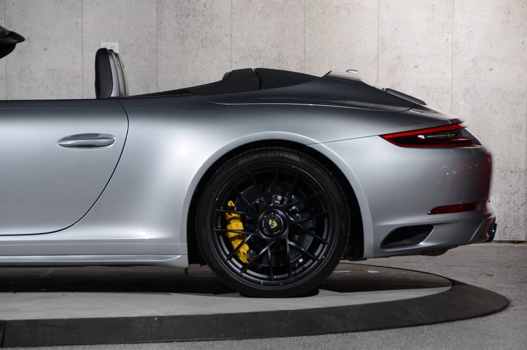2017 Porsche 911 Carrera 4 GTS — photo 15