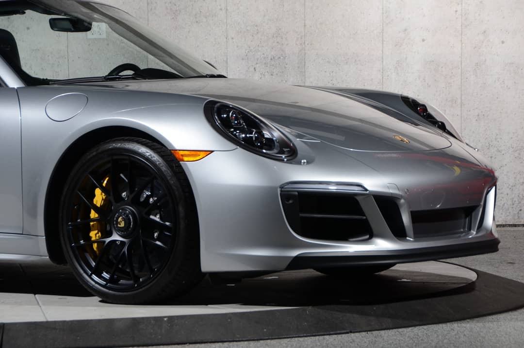 2017 Porsche 911 Carrera 4 GTS — photo 3