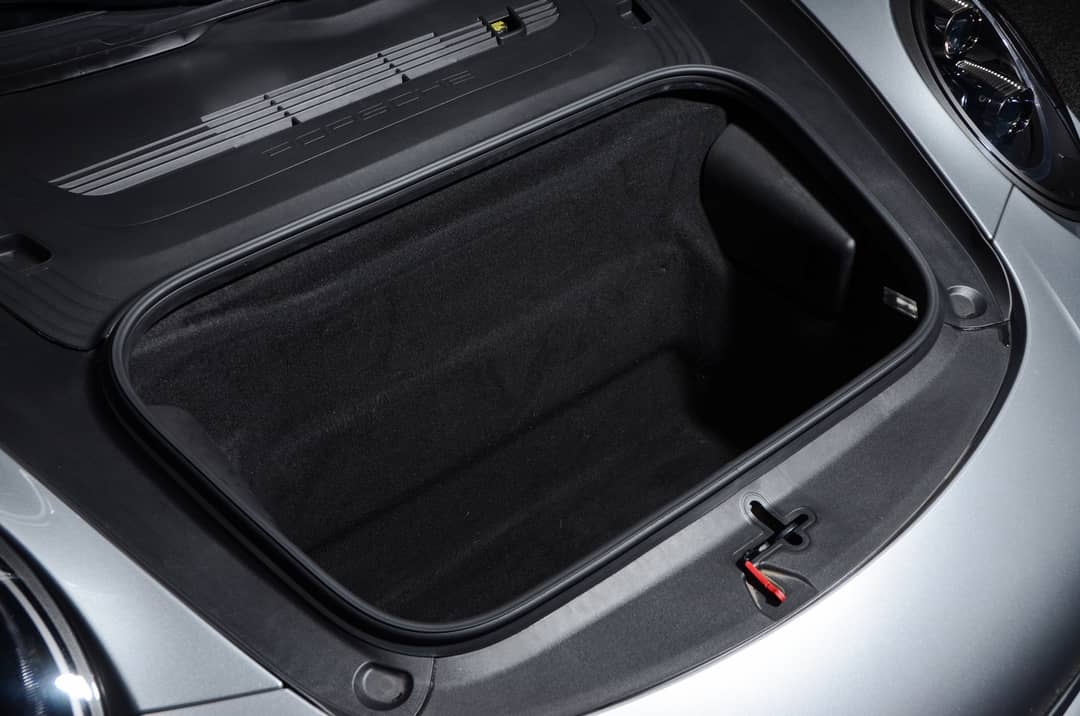2017 Porsche 911 Carrera 4 GTS — photo 4