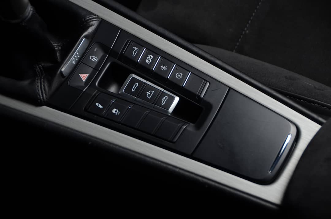 2017 Porsche 911 Carrera 4 GTS — photo 31