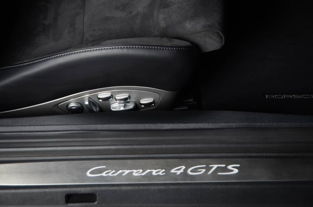 2017 Porsche 911 Carrera 4 GTS — photo 37