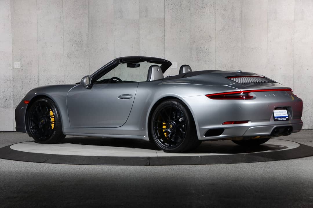 2017 Porsche 911 Carrera 4 GTS — photo 10