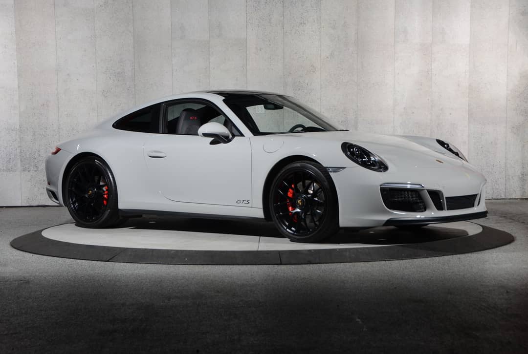 2019 Porsche 911 Carrera GTS — photo 13