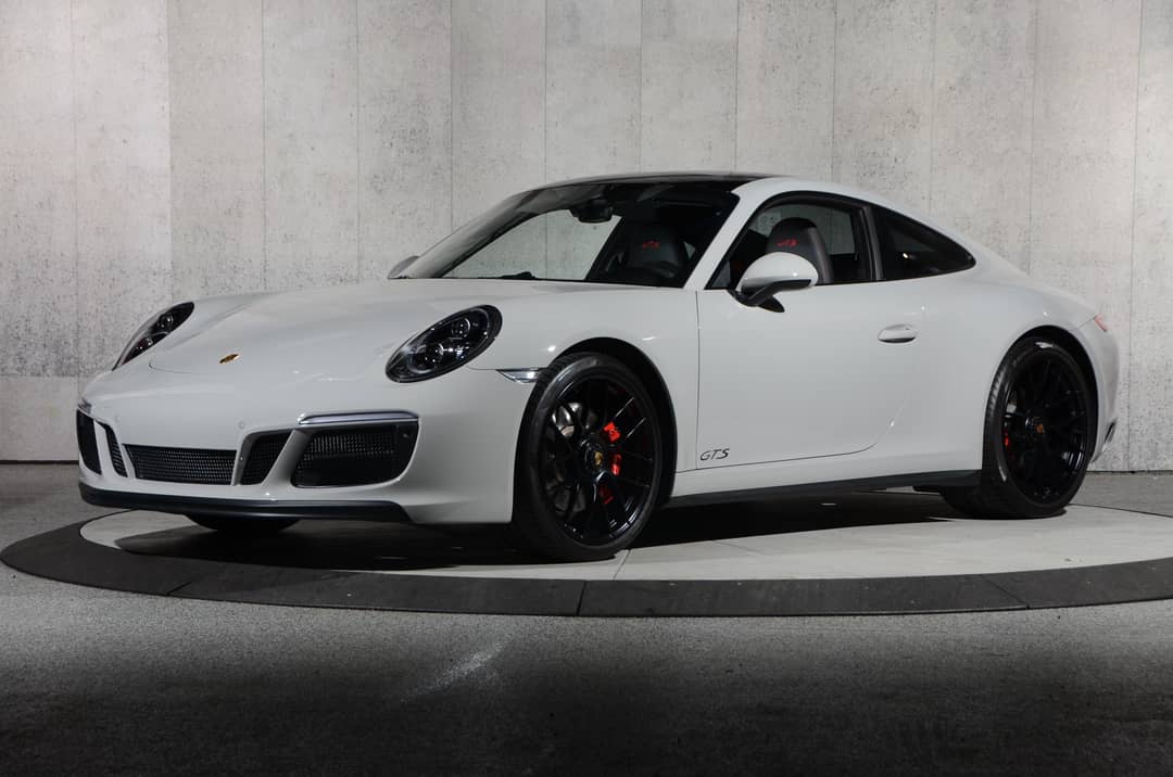 2019 Porsche 911 Carrera GTS — photo 18