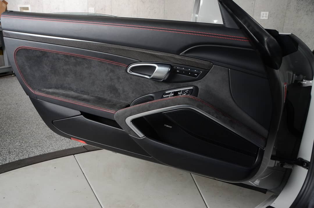 2019 Porsche 911 Carrera GTS — photo 32