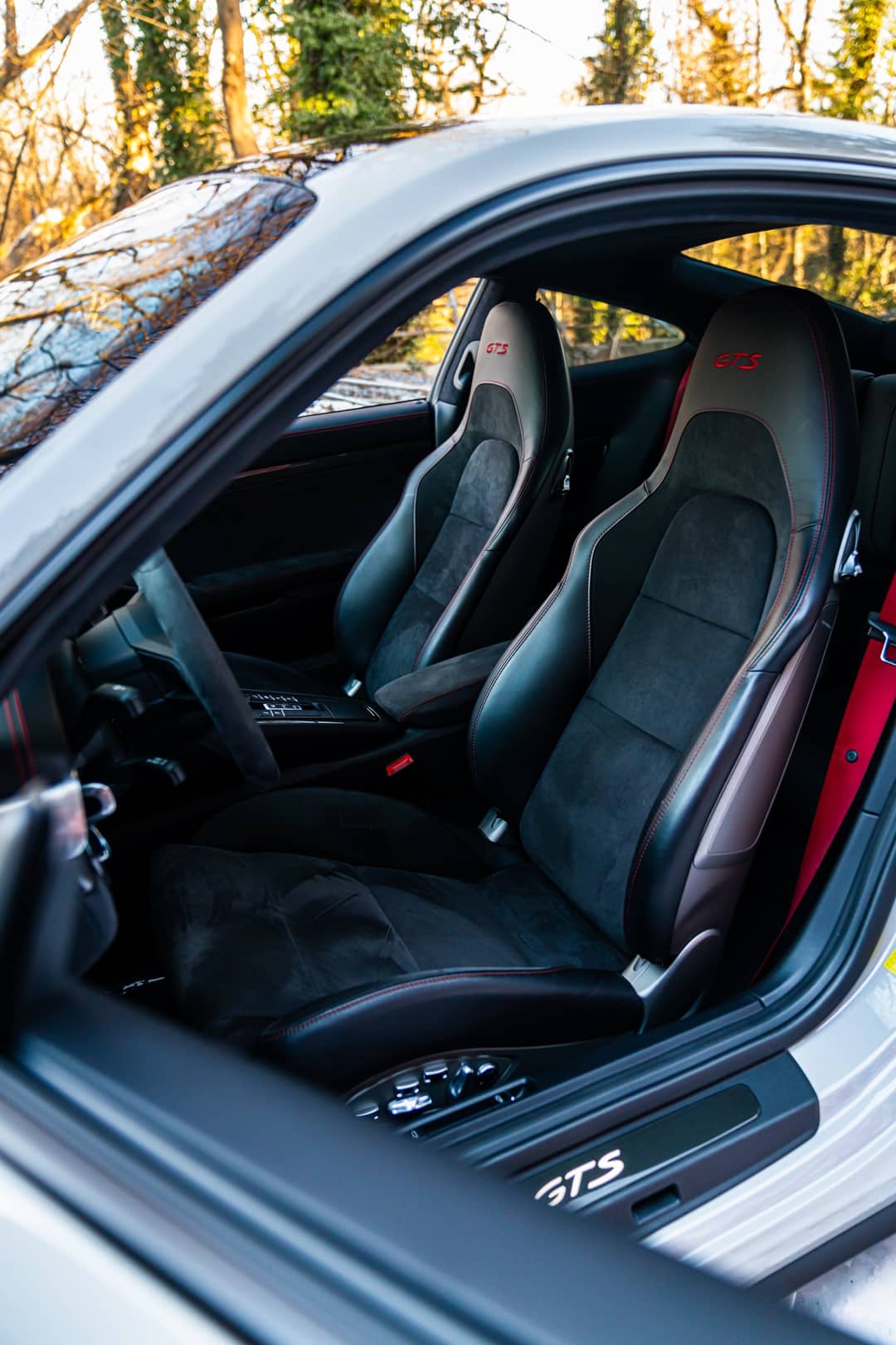 2019 Porsche 911 Carrera GTS — photo 5