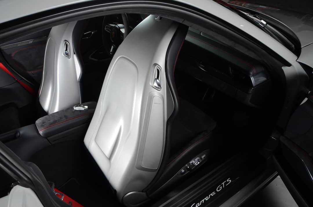 2019 Porsche 911 Carrera GTS — photo 46
