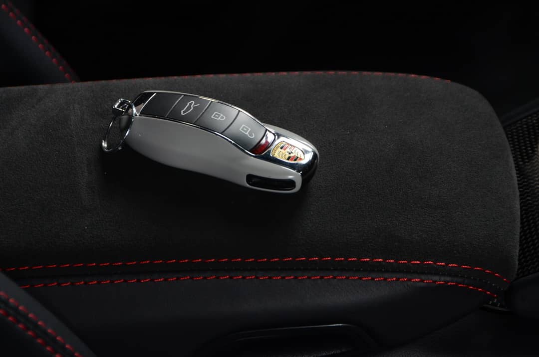 2019 Porsche 911 Carrera GTS — photo 48