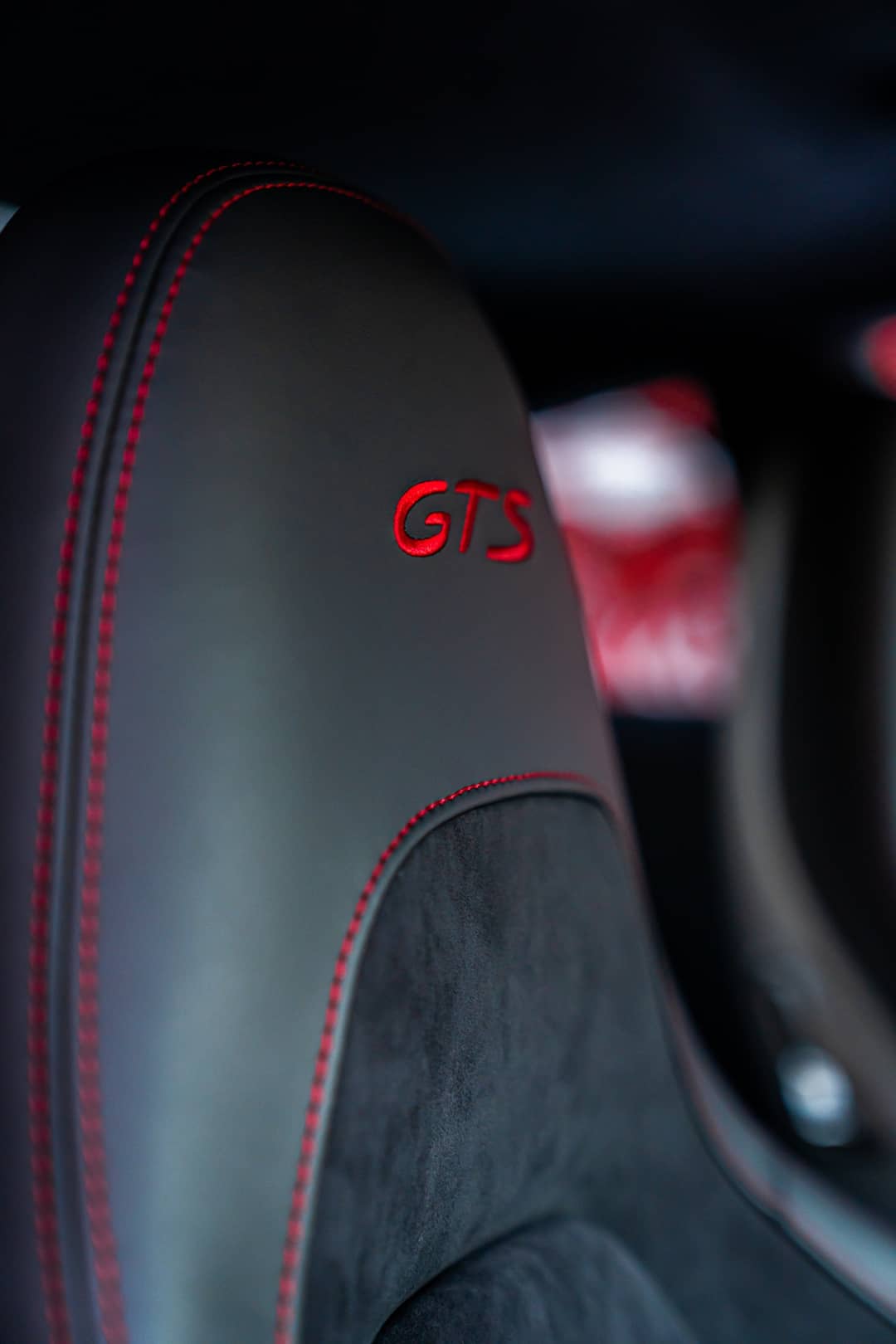 2019 Porsche 911 Carrera GTS — photo 7