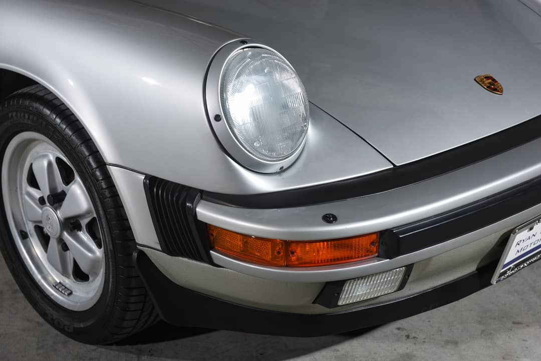 1989 Porsche 911 Carrera — photo 19