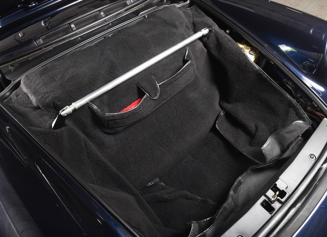 1992 Porsche 911 Carrera 4 — photo 3