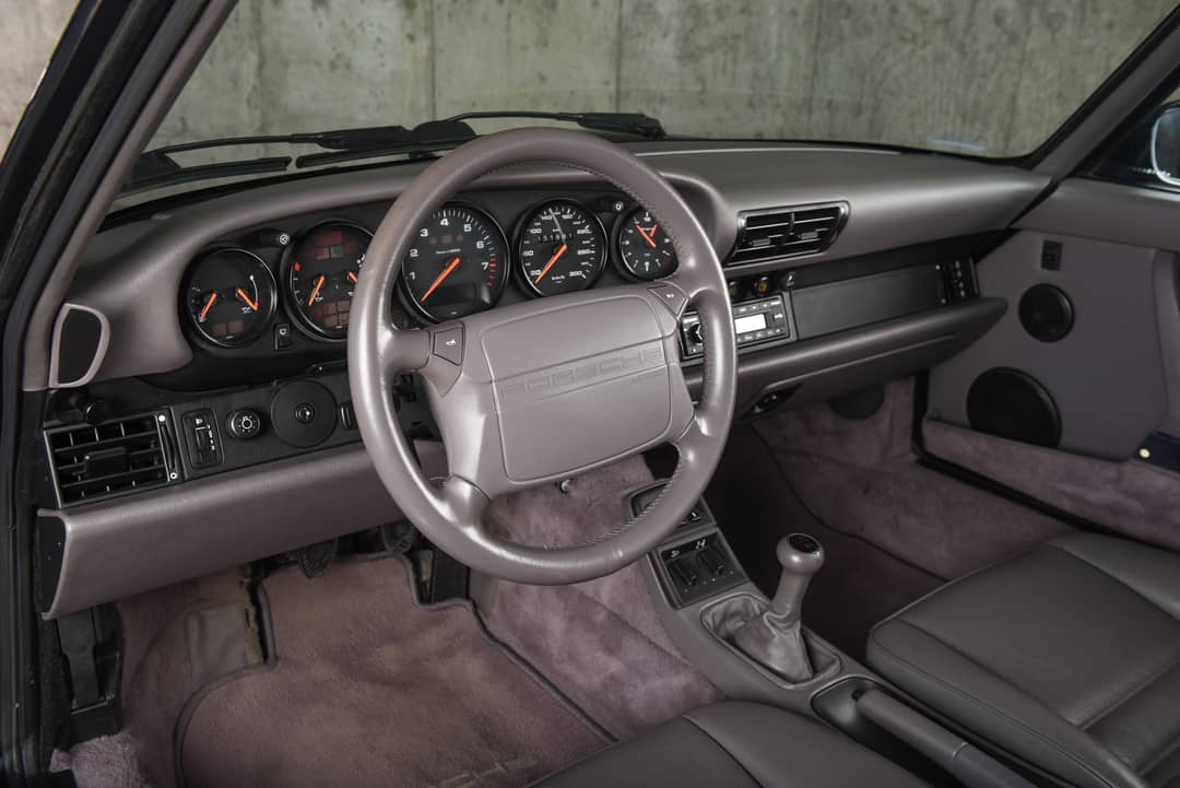 1992 Porsche 911 Carrera 4 — photo 20