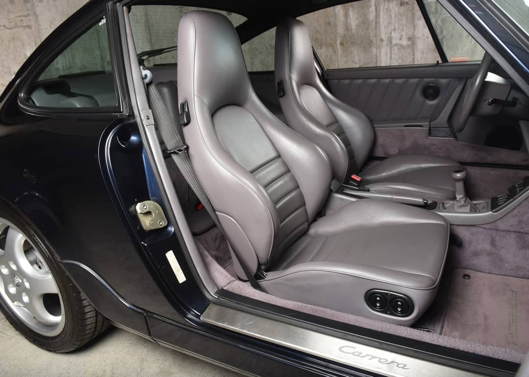 1992 Porsche 911 Carrera 4 — photo 26