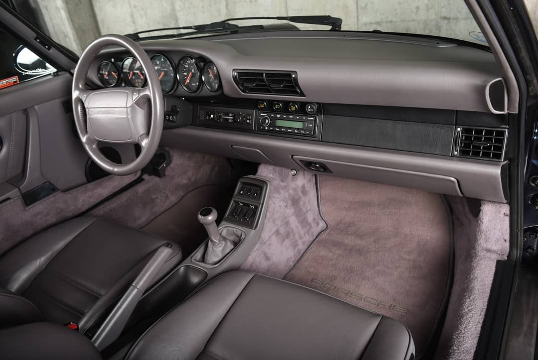 1992 Porsche 911 Carrera 4 — photo 27