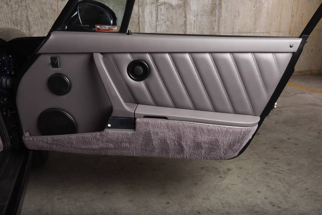 1992 Porsche 911 Carrera 4 — photo 29