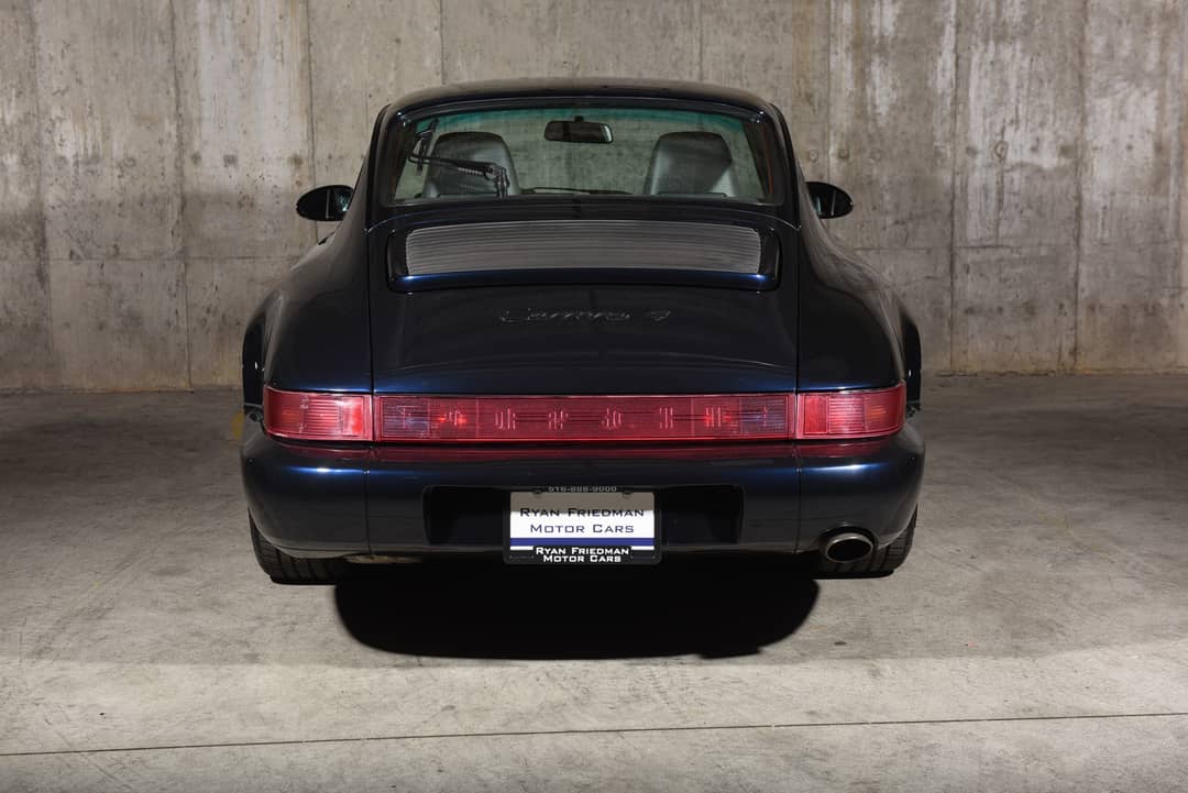 1992 Porsche 911 Carrera 4 — photo 10
