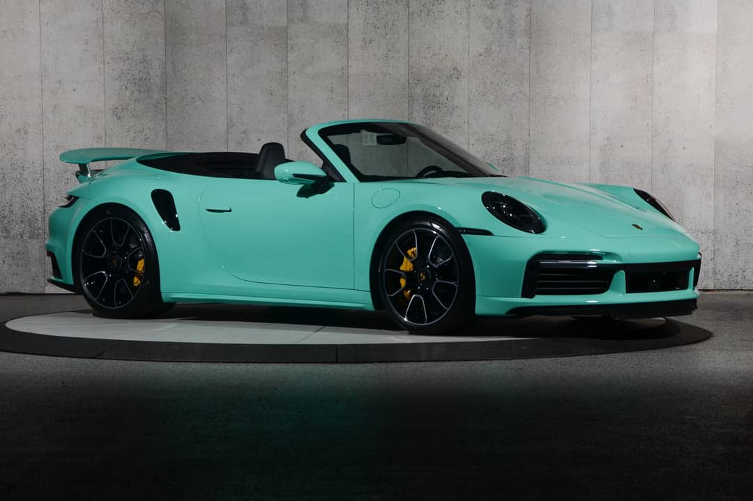 2022 Porsche 911 Turbo S — photo 13