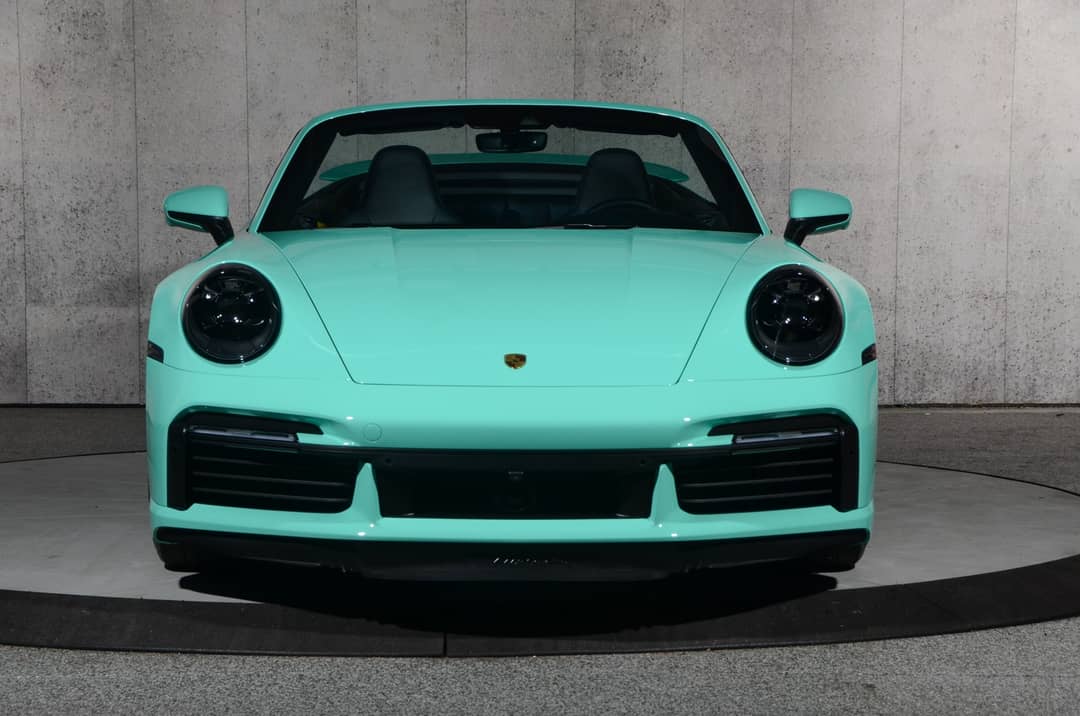 2022 Porsche 911 Turbo S — photo 16