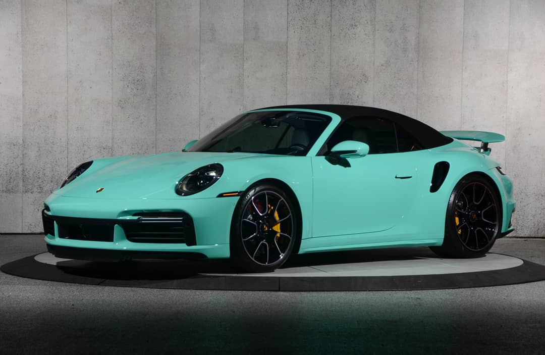 2022 Porsche 911 Turbo S — photo 19