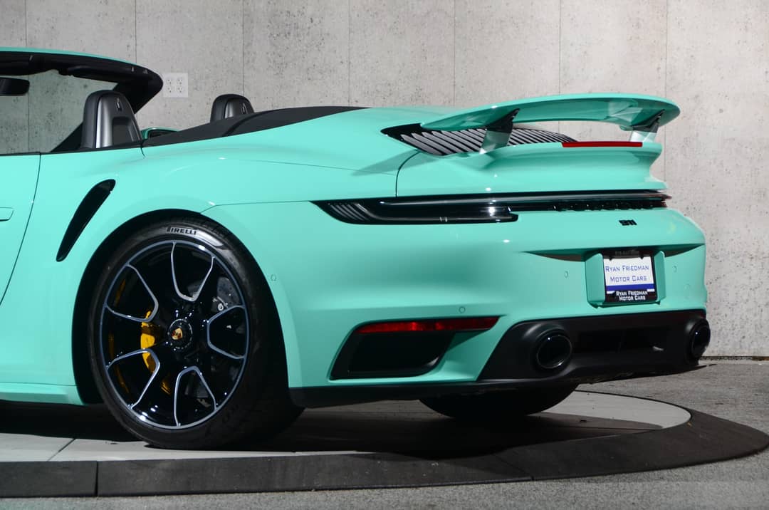 2022 Porsche 911 Turbo S — photo 22