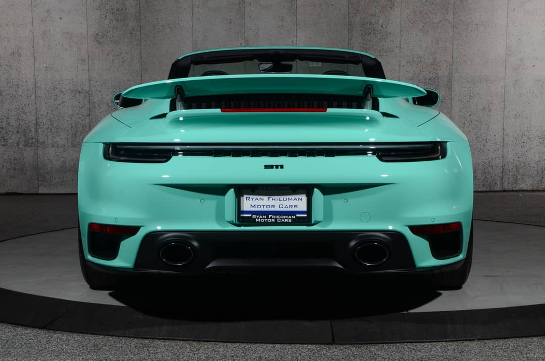 2022 Porsche 911 Turbo S — photo 24