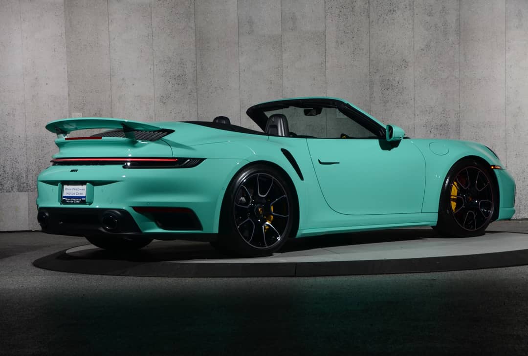2022 Porsche 911 Turbo S — photo 28