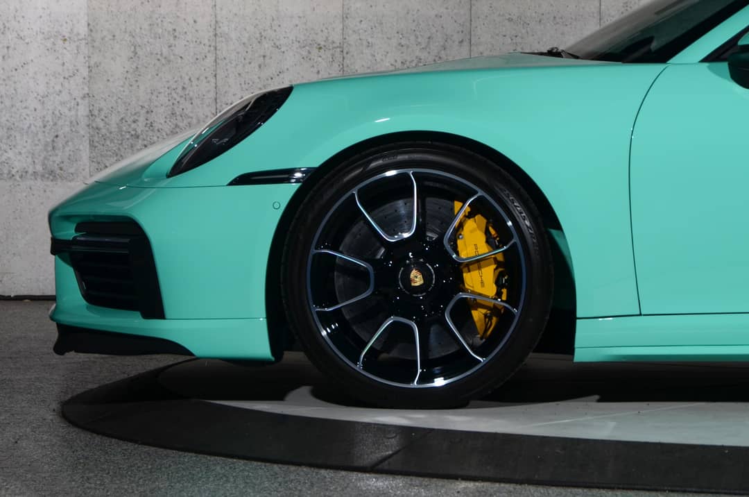 2022 Porsche 911 Turbo S — photo 32